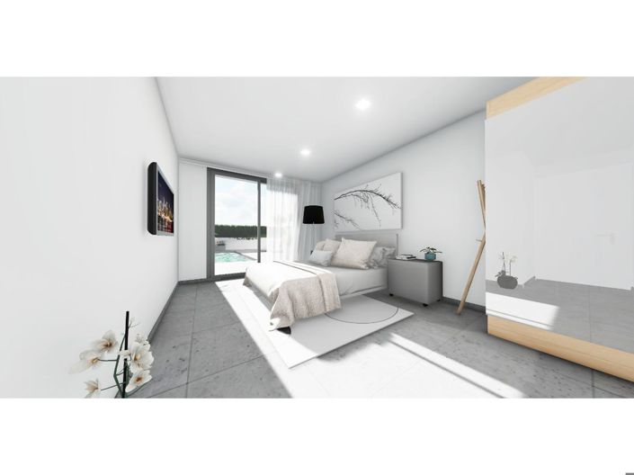 Image No.4-3 Bed Villa for sale