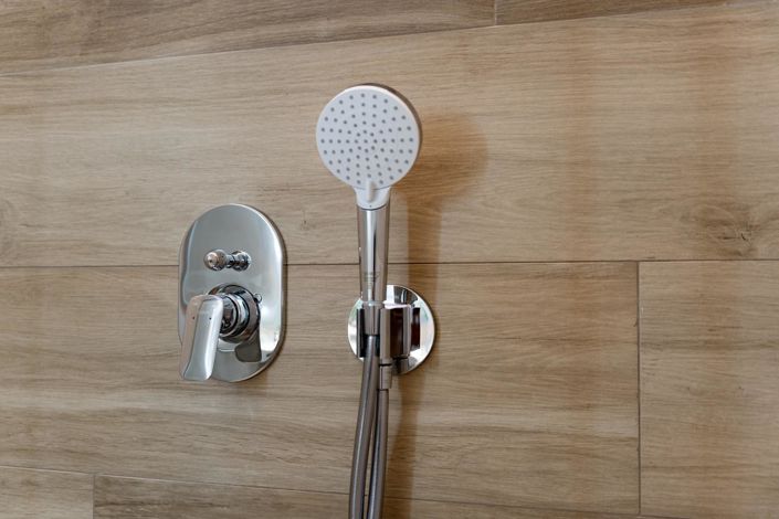 Image No.29-3 Bed Quad for sale