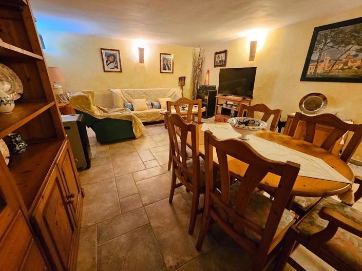 Image No.28-3 Bed Villa for sale