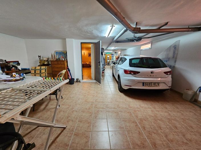 Image No.29-3 Bed Villa for sale