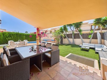 7372elcotovillalamangaclub070725081803cam0528