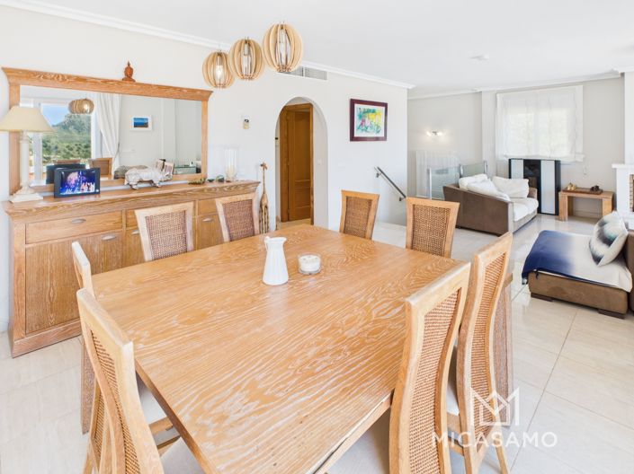 Image No.18-3 Bed Villa for sale