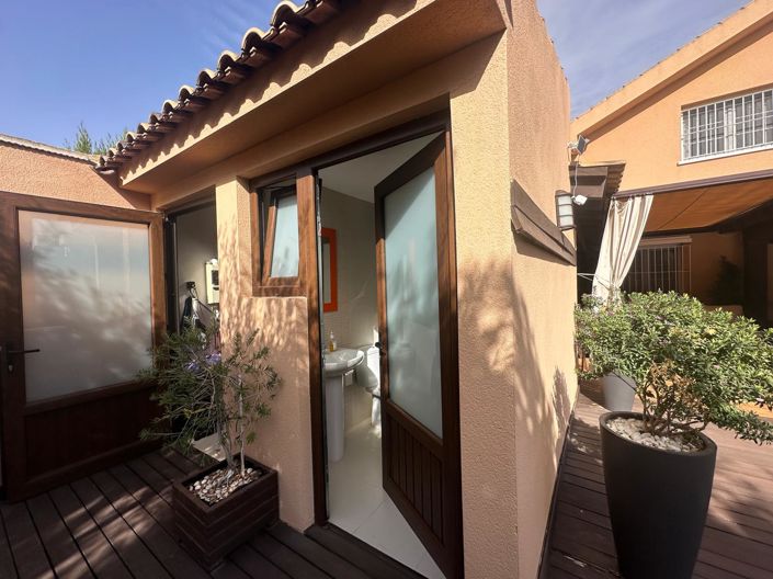 Image No.28-4 Bed Villa for sale