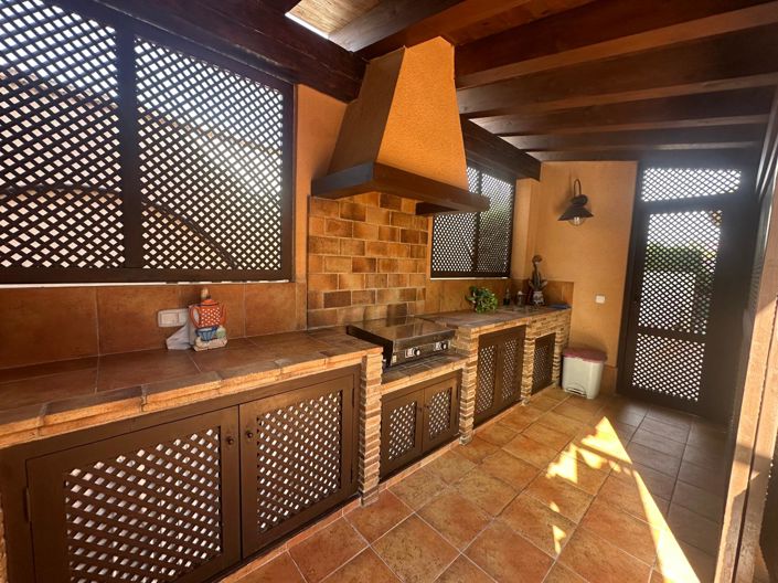 Image No.29-4 Bed Villa for sale