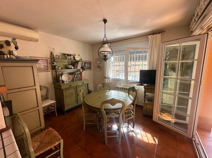 Image No.31-4 Bed Villa for sale