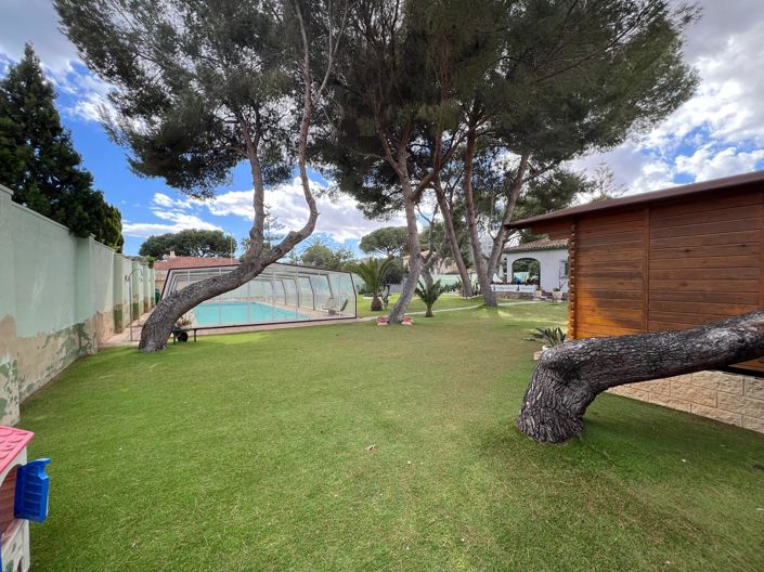 Image No.2-3 Bed Villa for sale