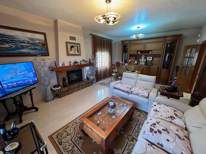 Image No.42-3 Bed Villa for sale