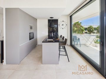 9200luxurypenthousewithprivate114m2rooftopter