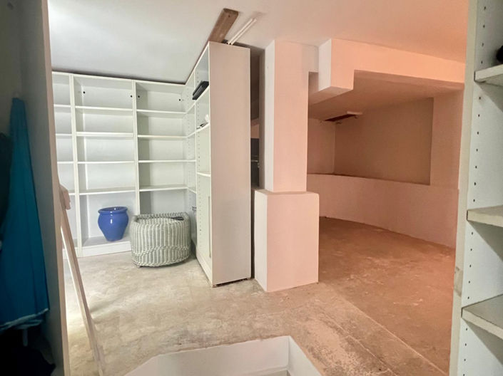 Image No.21-3 Bed Villa for sale