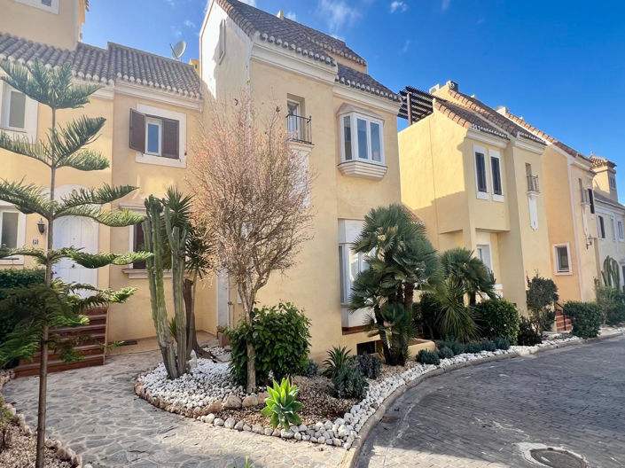 Image No.22-3 Bed Villa for sale