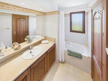 94754bedroomelcototownhousewithgolfviewsinlam
