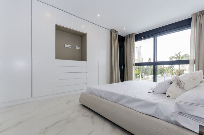 Image No.7-3 Bed Villa for sale