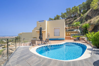 9675threebedroomvillainmonteverdelamangaclub1