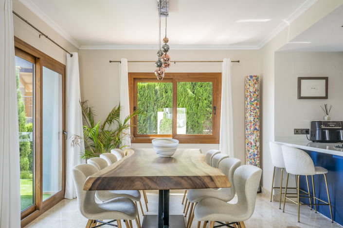 Image No.5-4 Bed Villa for sale