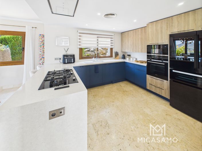 Image No.7-4 Bed Villa for sale