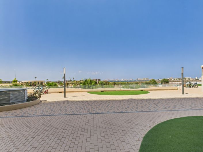 Image No.12-2 Bed Apartment for sale