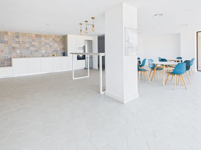 Image No.16-2 Bed Apartment for sale