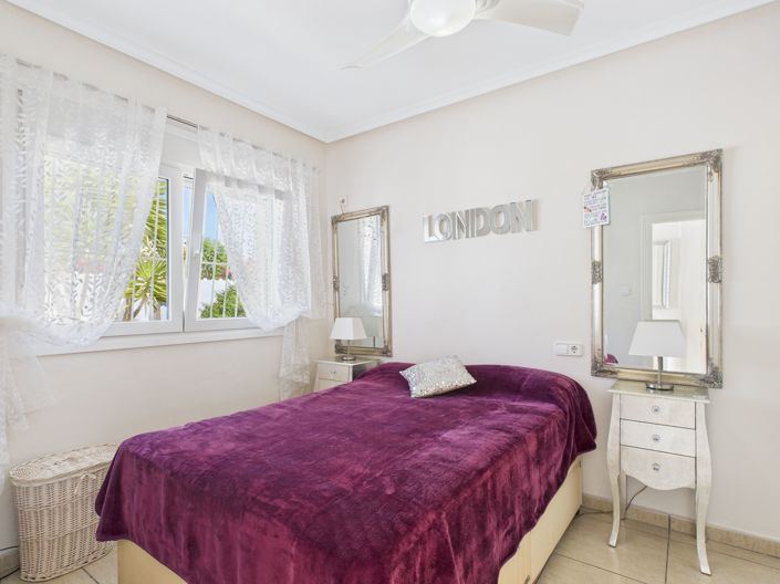 Image No.17-6 Bed Villa for sale