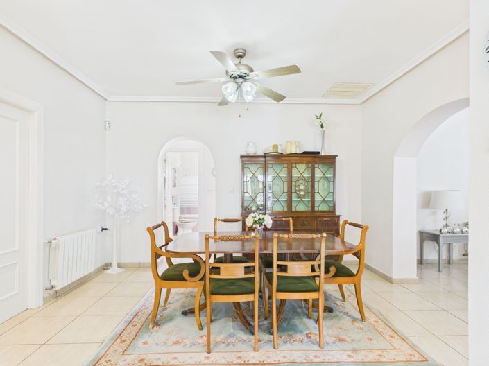 Image No.8-6 Bed Villa for sale