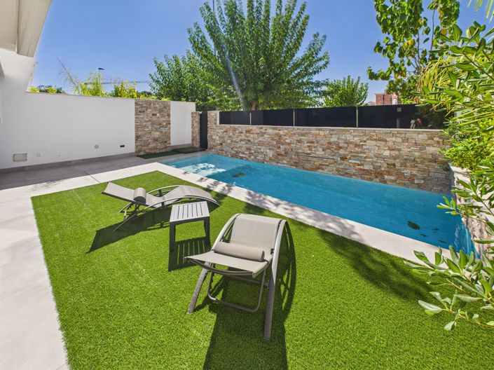 Image No.4-4 Bed Villa for sale