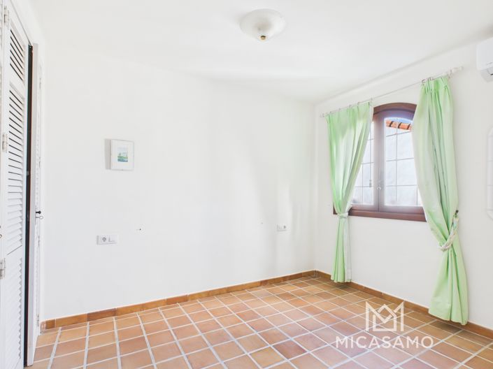 Image No.17-3 Bed Villa for sale