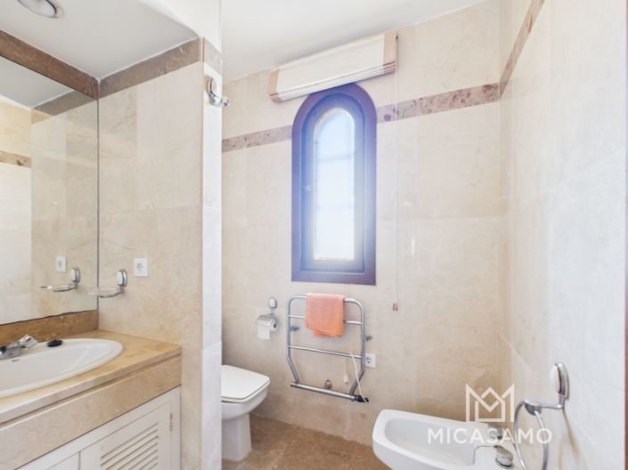 Image No.27-3 Bed Villa for sale