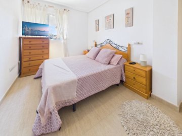 11672bright2bedroomapartmentwithmountainviews