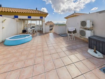 12600charming2bed1bathapartmentforsaleinriber