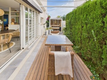 12632elegantmodernvillawithprivatepooljacuzzi