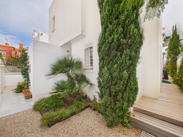 Image No.14-3 Bed Villa for sale