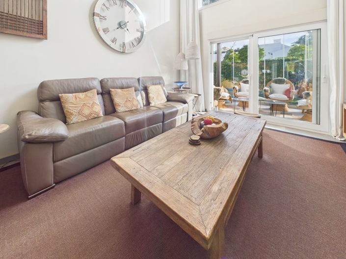 Image No.2-3 Bed Villa for sale