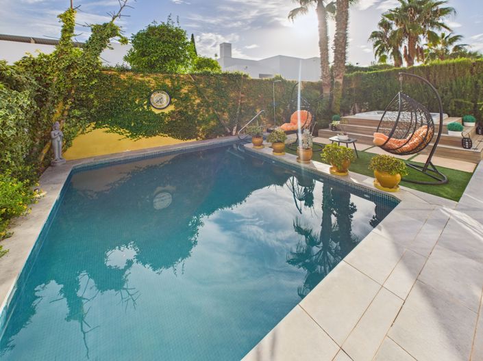 Image No.41-3 Bed Villa for sale