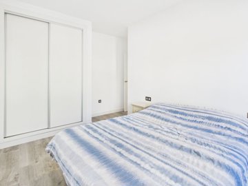 12734refurbishedapartmentonthefirstlineoflosa