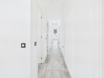 12734refurbishedapartmentonthefirstlineoflosa