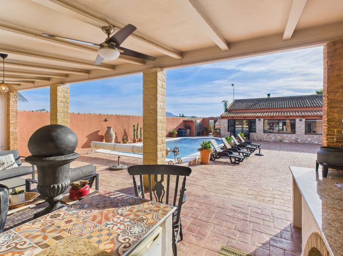 Image No.10-6 Bed Villa for sale