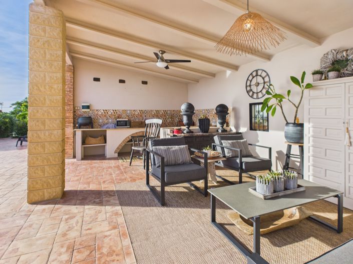 Image No.13-6 Bed Villa for sale