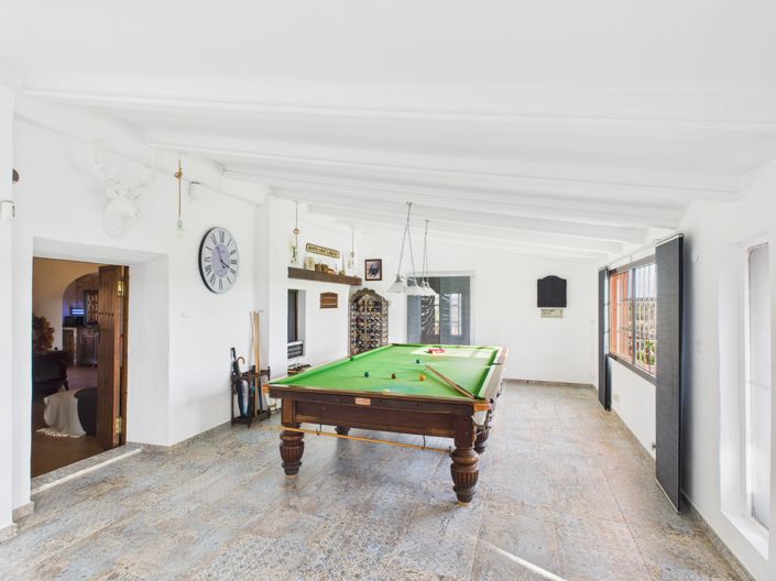 Image No.17-6 Bed Villa for sale