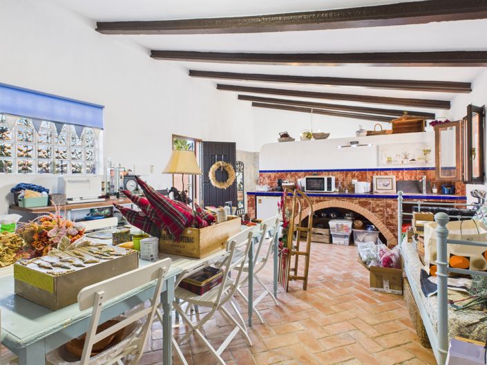 Image No.37-6 Bed Villa for sale