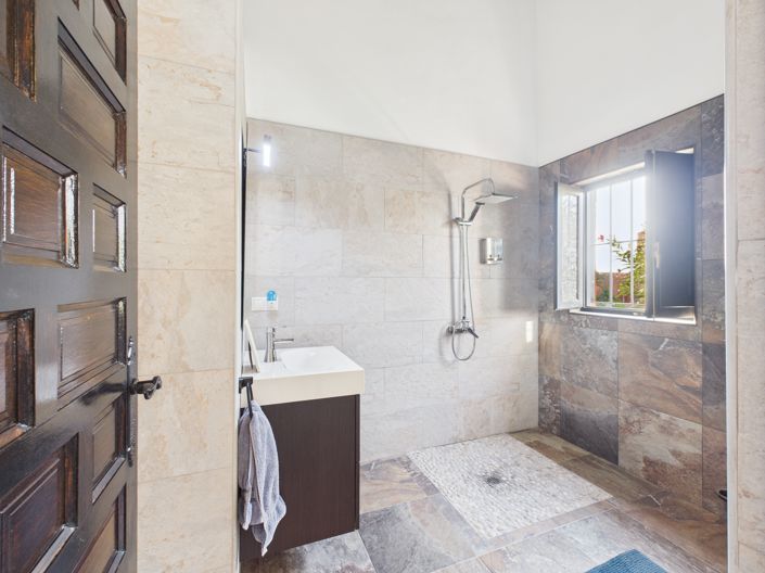 Image No.38-6 Bed Villa for sale