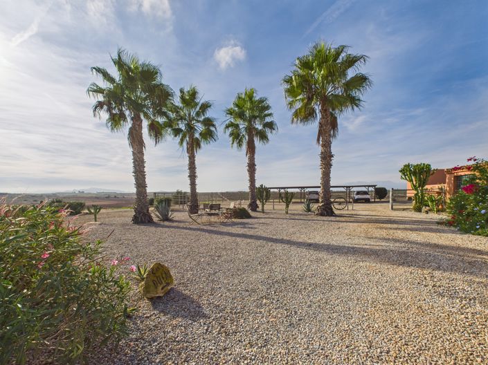 Image No.4-6 Bed Villa for sale