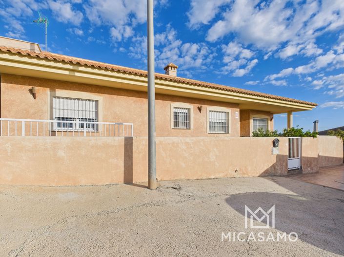 Image No.3-3 Bed Villa for sale