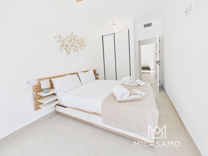 Image No.18-3 Bed Villa for sale