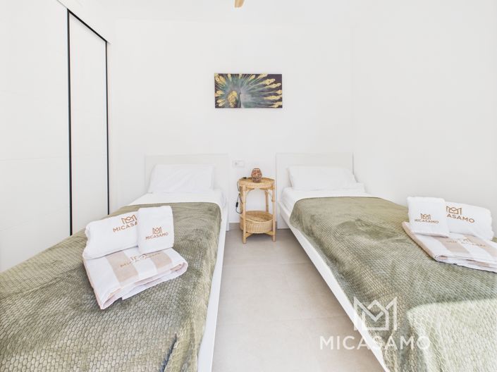 Image No.20-3 Bed Villa for sale