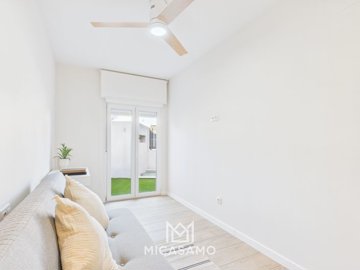 12864fullyrenovatedmediterraneantownhousewith