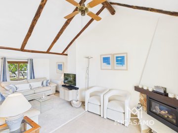 12935stylish3bedtownhousewithlargeterracesand