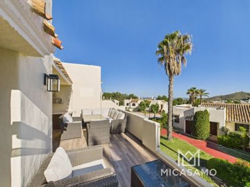 12935stylish3bedtownhousewithlargeterracesand