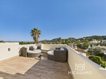 12935stylish3bedtownhousewithlargeterracesand