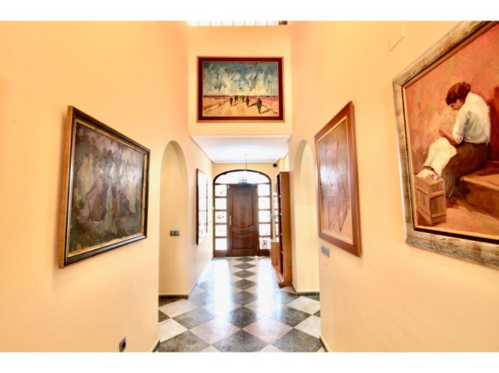 Image No.7-4 Bed Villa for sale