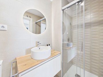 15261elegantfullyfurnished2bedapartmentinsant