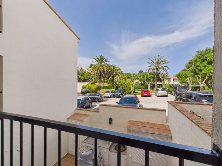 Image No.18-3 Bed Apartment for sale
